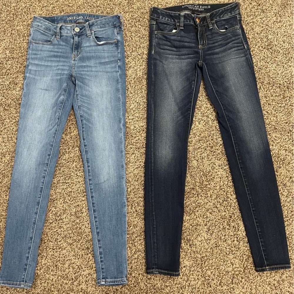 AE low waisted jeggings size 2
